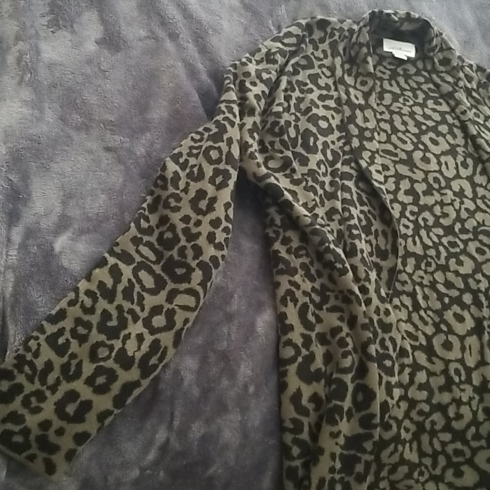 Tunic - Picture 3 of 3